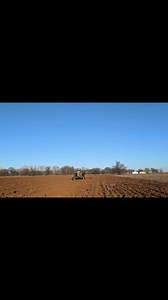 John Deere 730 Diesel, the owner/driver is 89 years old and just bought this tractor! He has worked for farmers all his life and now has his first tractor that he owns!!! | Washita Valley Antique Farm Days