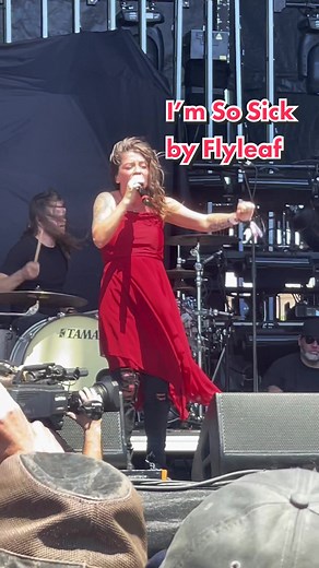 Flyleaf Performance of “I’m So Sick” at Sick New World Festival