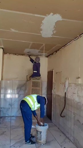 Rhinolite Ceilings: How to Apply and Renovate Your Kitchen