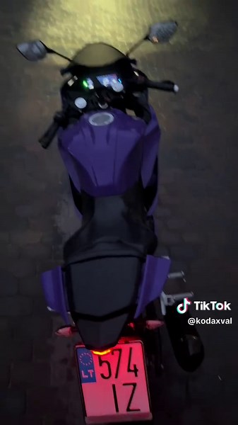 𝐘𝐚𝐦𝐚𝐡𝐚 𝐘𝐙𝐅-𝐑𝟏𝟐𝟓 #yamaha #yzf #125cc #fyp