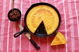 A delicious way to sop up the goodness of red beans, one bite at a time. #vegetarian #meatlessmonday #cornbread #castironskillet #castironcooking Get the Recipe: https://www.camelliabrand.com/recipes/buttermilk-cornbread-in-cast-iron-skillet/ | Camellia Beans