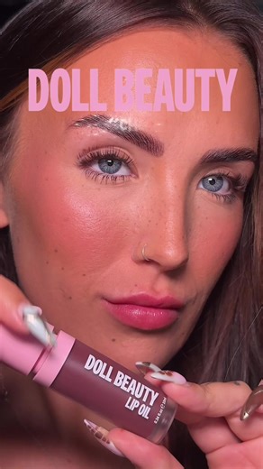 ✨new doll beauty lip oils✨ i never go for a darker lip but cherryberry has kind of stolen my heart — not to mention these smell SO good! 🍒🫶🏼 thank you to @Doll Beauty for these goodies!! #gifted #lipoil #lipcombotutorial #grwmmakeup #makeup