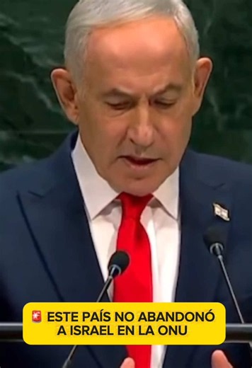 Este país no abandonó a Israel en la ONU 👀 Miren, en el discurso de Netanyahu, ¿quiénes están entre los que no abandonaron la sala? :) La representación de Arabia Saudita decidió acompañarlo Y mientras la mayoría se fueron y dejaron solo a Israel Se capturaron en video los momentos en que la delegación de Netanyahu detectó e incluyó en una lista a quienes abandonaron el salón durante el discurso. ¿Realmente esa lista para que la usaran? ¿Habrán CONSECUENCIAS para quienes no decidieron escuchar 