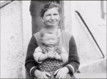 Walking from Munich to Berlin (excerpt) by Oskar Fischinger