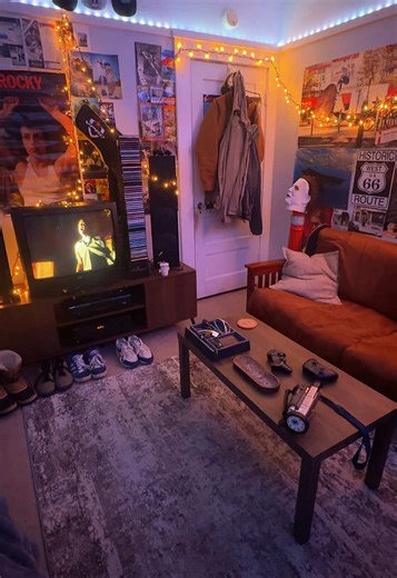 New room additions do yall think they are fire #roomtour #fyp #2000s #chill