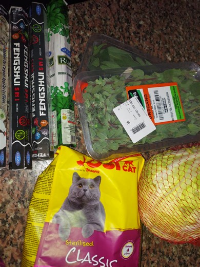 #random #restock #supermarket