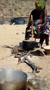 Mucubal People. Namibe Desert. Angola. #inspirationofafrica | Quim Fàbregas