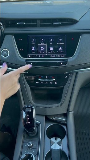 Cadillac XT5: Technology Features