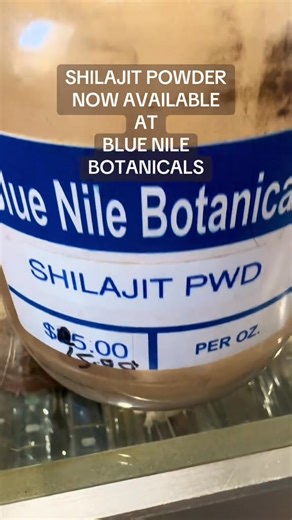 Ever heard of shilajit? This dark, earthy powder literally seeps out of high mountain rocks and has been used for centuries in Ayurveda as a revitalizing ‘rasayana’ tonic for strength and longevity. Shilajit powder is a mineral-rich substance from high mountain rocks, traditionally used in Ayurveda as a rejuvenating “rasayana” to support energy, resilience, and overall vitality. Many modern users reach for it for stamina, mood, and focus, but it should always be used in purified form and with ba