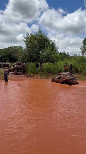 Desatolando UTV CF ZForce do rio no Piauí com Maverick #Utv #offroad #cfmoto #canam