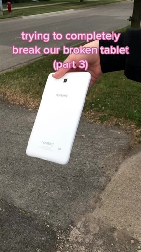 part 3 *screen finally broke* #tablet #crack #dead #viral #fyp #scratch #mcdonalds #fypdoesntwork #treehouse #slime #funny #random #hashtags #pool