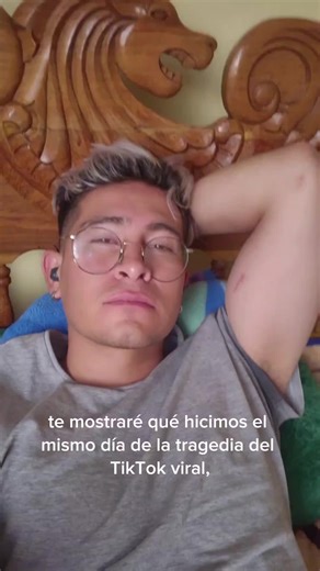 chorizo cartas = felicidad🤗 #lapaz_bolivia🇧🇴 #corizo #amigos #comedia #cochabamba_bolivia🇧🇴 @Limber CONDORcet @Yamijheffer @Andres Ramirez 🎤 @OSMAR CONDORCET.20💙💙💙