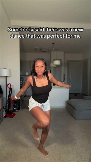 Idk yall I think this one kinda fits me 😊🫣👀 #dancechallengeaccepted