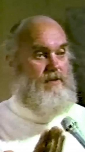 We are all one in the form of many Conscious Living Conscious Dying - Ram Dass Full Lecture available on YouTube 🎥 #ramdass #love #meditation #beherenow #mindfulness #yoga #spiritual #consciousness #ramdassquotes | Ram Dass, Love Serve Remember