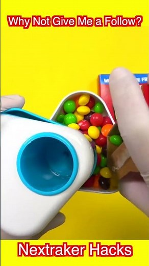 Here's how you can sneak candy into class without getting caught by your teacher #Lifehacks