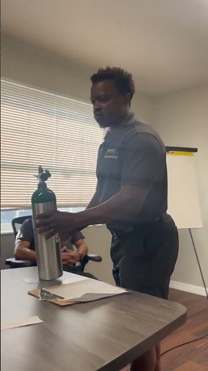 Top Safety Tips for Transporting Oxygen Tanks | MediCab Transportation