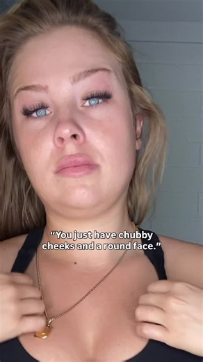 I transformed my face, my body, and my health by doing the things most people avoid because they sound too simple. I worked through my relationship with alcohol and stopped drinking multiple days a week. My inflammation went down and I genuinely started to feel better from the inside out. I started walking every single day. Nothing fancy. Just moving my body because we aren’t meant to sit all day. Outside, treadmill, got my steps in it all counts. (If you can’t do 10K that’s okay just challenge 