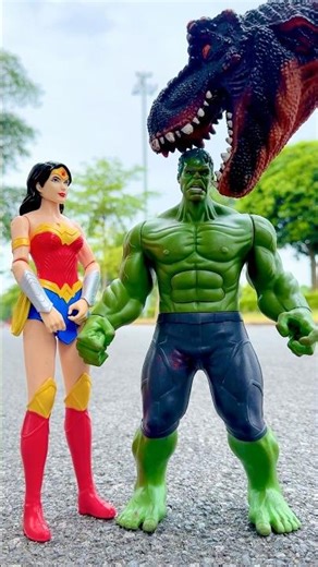 T-Rex Eating Hulk Head #marvel #funnyvideo