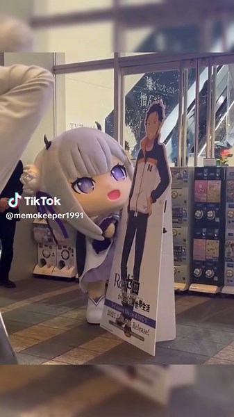 Re:Zero Halloween Costume Party with Subaru and Emilia Chibi