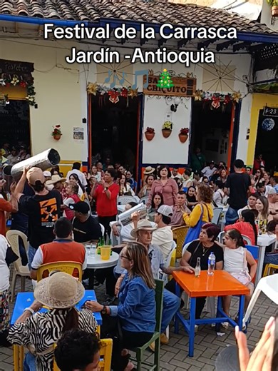 “Así se vivió La Carrasca. Ritmo, colores, gente y momentos que quedaron para siempre 🔥✨Ganador Edier Castro