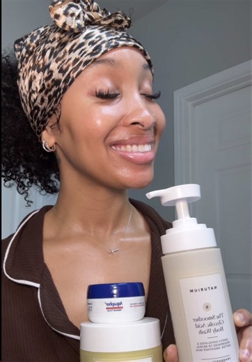 pt.2 coming soon 🐱💓👙🫧🎀 #fyp @Naturium @AquaphorUS @Palmer's @Eucerin US