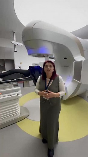 ✨ Современное лечение рака с TrueBeam в нашей клинике 🎯 Точность до миллиметра ⏱ Быстрота процедуры 💙 Без боли, без разрезов TrueBeam — это высокотехнологичная система радиотерапии, которая позволяет уничтожать опухоль, максимально сохраняя здоровые ткани. Индивидуальный план лечения, комфорт пациента и невероятная точность! 📍 Современная клиника 👨‍⚕️ Опытные специалисты 🌍 Пациенты из разных стран Хотите узнать, подходит ли вам TrueBeam? Напишите нам! | Asia Med Turizm