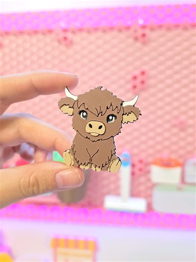 New File Friday is coming up fast!!!👀 And guess what’s dropping for Patrons & Subs… Highland cow 🐮🩷 (finally!!) This one has been so highly requested, I finally sat down and drew this cutie 🫶🖊 Okay but… do we need a bow version too? 🎀 #highlandcow #3dprinting #b3dstudio #canopenerkeychain #cuteprints
