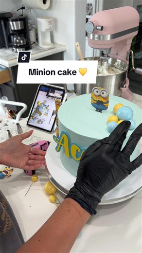 Minion Cake Decorating Video