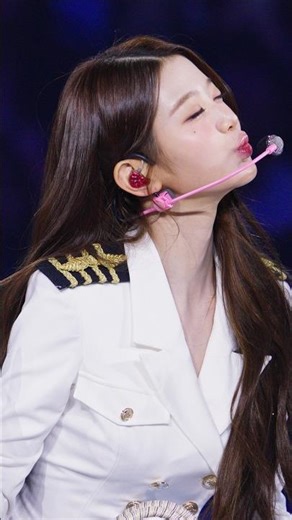Wonyoung kissing baby IVE #JangWonyoung #JANGWONYOUNG #IVE