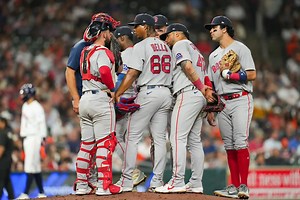 Umpire loses track of count, leading to walk instead of strikeout for Astros' Cam Smith vs. Red Sox
