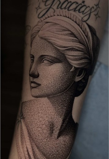 Realism Tattoo Techniques: Whip Shading Guide