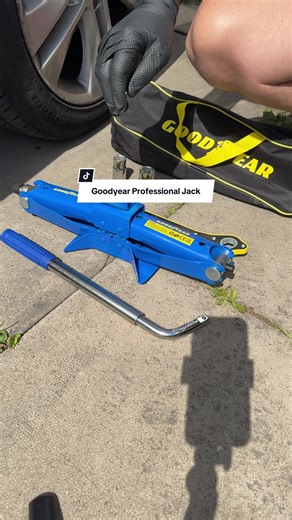 Professional CarJack #goodyear #jack #cars #tools