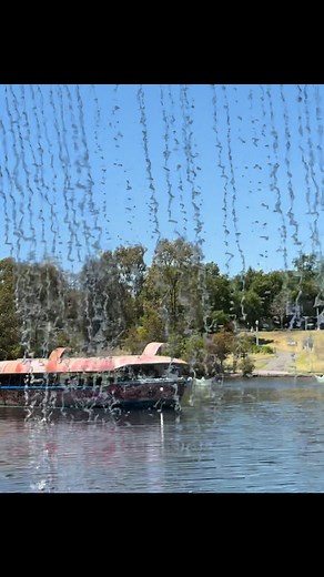 Torrens river of Adelaide South Australia wherein you can relax, unwind and enjoy the cool atmosphere of the city. #relax #unwind #everyone #leisure #followers #relaxing | Rodriguez Vi