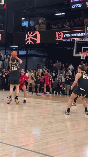 Exciting Game-Winning Moment with Gween Gween Chicken