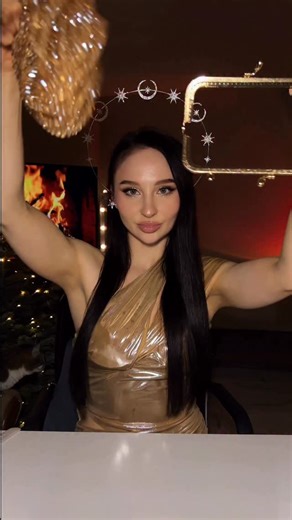 Olena Kalinkina on Instagram: "✨TUTORIAL IS AVAILABLE✨ Step-by-step master class is ready! Handmade beaded bag “RENAISSANCE” is available to pre-order in any colour/type of the clasp #handmadebag #crystalbags #beadbags #sparkle #giftideas Key words: Accessoripermatrimoni Accesoriosdeboda Bolsadecuentas Bolsa Bolsadeperlas Ideasderegalos Fotosdeboda Beadbags Giftforher Beadbagshop Beadbagdesigner Bag Bagshop Bagbeads Baghandmade Handmadebag Crystalbag Crystalbags Giftideas Crystalpurse Crystalbag