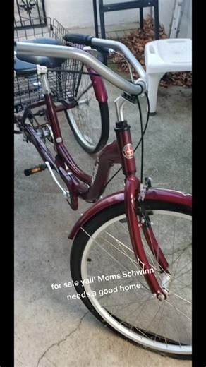 #schwinn My mom passed 9 months ago and I'm just trying to clear out space. This is a Meridian Adult Tricycle 26 inch! Like NEW.