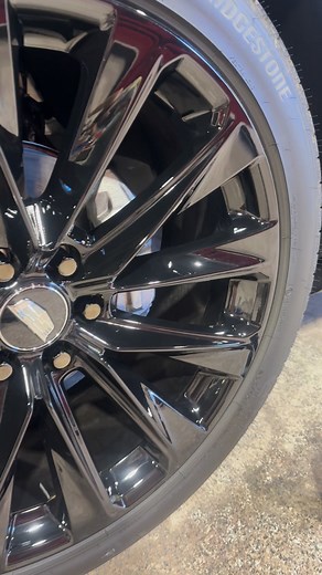 Thank you @jaxwax and Joseph Reyesfor introducing this spray ceramic coating. First time using it and damn this stuff is so easy to use and it looks so badass | Craig Thompson