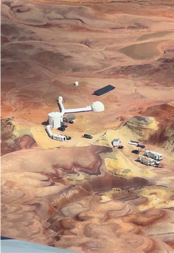 Out of this world… 🛸 The Mars Desert Research Station (MDRS) sits in the red desert of southern Utah, designed to simulate what life on Mars could actually be like. Built and operated by the Mars Society, it’s a full-scale research habitat where crews live in isolation, run experiments, and train for future planetary exploration — all in terrain that looks straight out of sci-fi. Quick Facts: • It’s the longest-running Mars simulation habitat on Earth • Crews live there for 2–3 weeks under “Mar