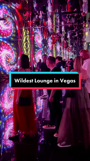 Midnight Dreams is a club like party spot inside Fantasy Lab Las Vegas with interactive art & immersive experiences #vegas #lasvegas #vegasstarfish #fantasylab #vegasclub #vegasbar #vegasexperience #vegasparty #vegaslocal #vegastiktok #vegassecrets
