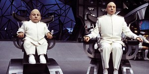 Austin Powers’ Mini Me Was Inspired by This Infamous 1996 Sci-Fi Bomb You Need To Revisit
