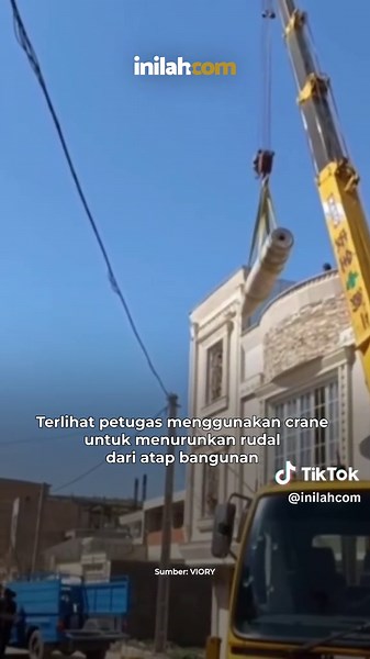 Rudal Belum Meledak Ditemukan di Atap Rumah di Iran