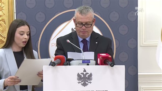 Shkëlqim Hajdari mban fjalën e tij në iftar/ Ja mesazhi që dha prefekti i Tiranës  | Breaking - Top Channel