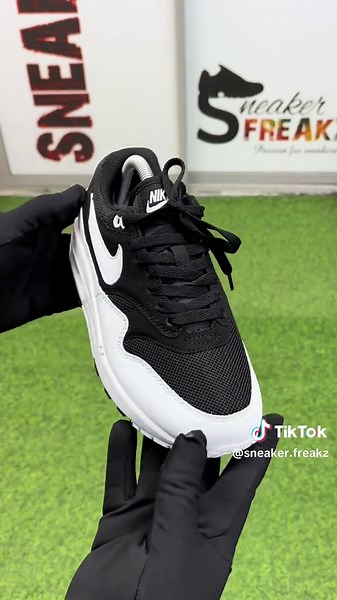 Sneaker Freakz: Your Ultimate Sneaker Destination