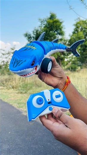 Remote Control RC Shark Fish Toy 🦈🔥