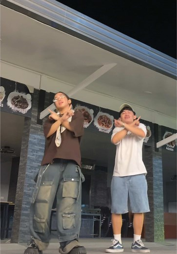 Kurt's TikTok Dance Challenge: Push 2 Start