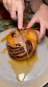 Chocolate Babka stuffed with Hazelnut Cream! 🤤🍞🍫 #hazelnut #babka #pastry #babka #chocolate | Foody Fetish