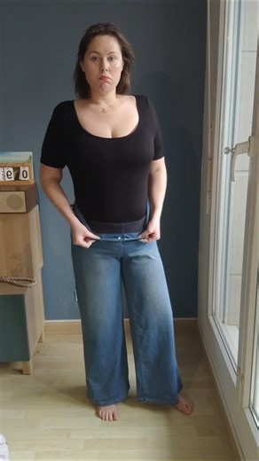 Halara Flex™ high-waisted jeans: tummy support, wide legs, and real comfort