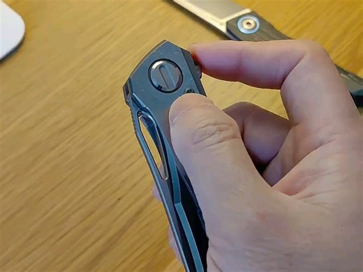 【三把刀110】最新视频已上线，快来围观！