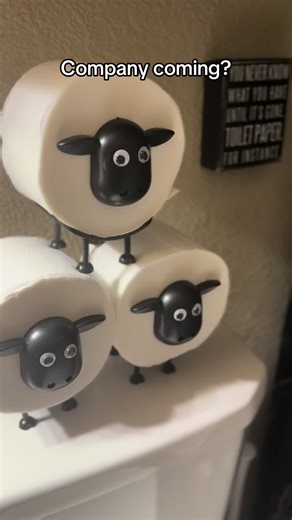 Charming Farmhouse Bathroom Decor with Sheep Toilet Paper Holder