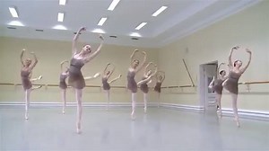 "Monday Class". Love, discipline, humbleness and obstination are some of the characteristics a ballet dancer needs to have. Make the most of your classes and work hard to make your best dreams come true. Have nice classes y'all!! Vaganova Ballet Academy | Ballet Blanc